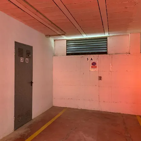 Tulipanes - Parking Privado Διαμέρισμα